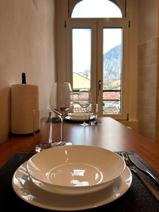 Comfy Apartment In Lecco 2 Kültér fotó