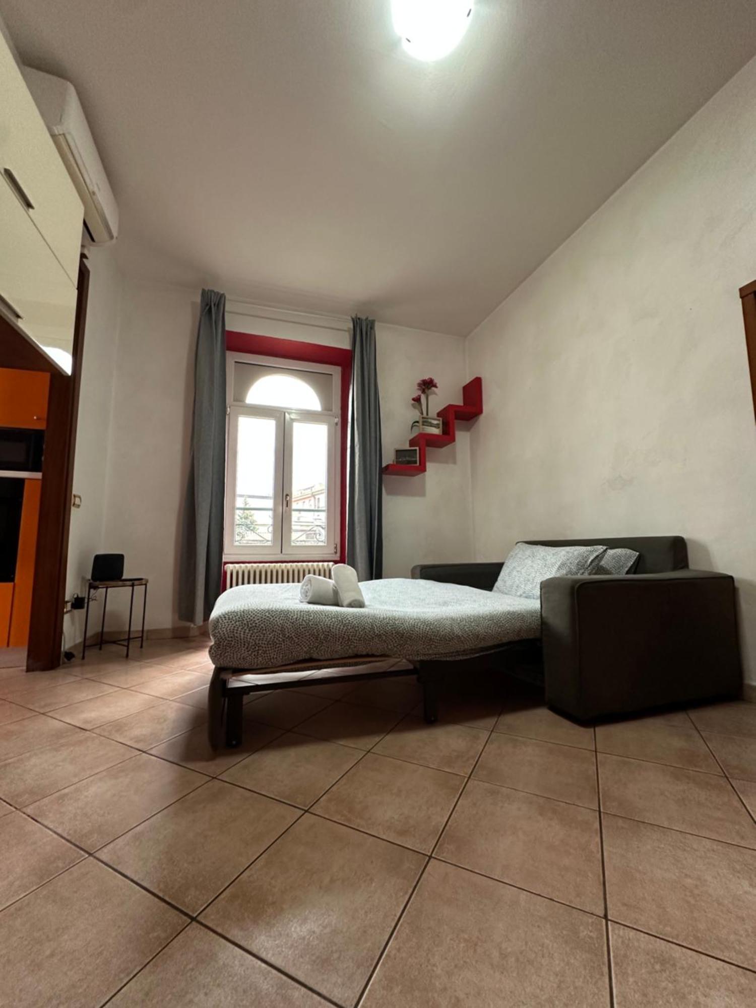 Comfy Apartment In Lecco 2 Kültér fotó